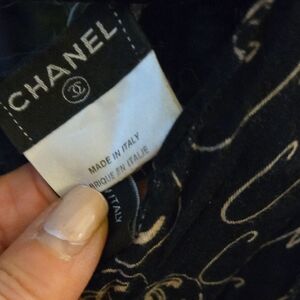Authentic CHANEL Black and White DESIGNER TOP.